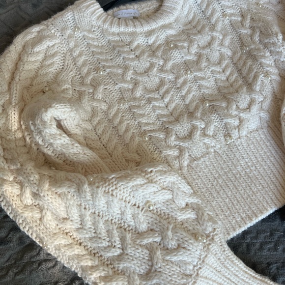 House of Harlow pearl sweater - Picture 3 of 5